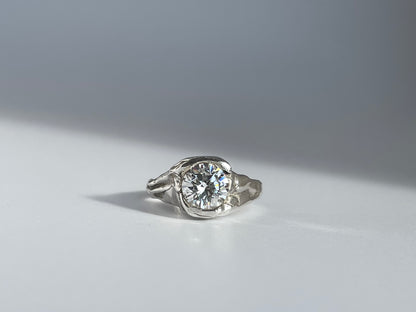 Melt Ring- Moissanite
