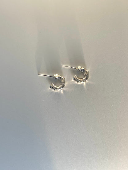 The Mini Molten Hoops